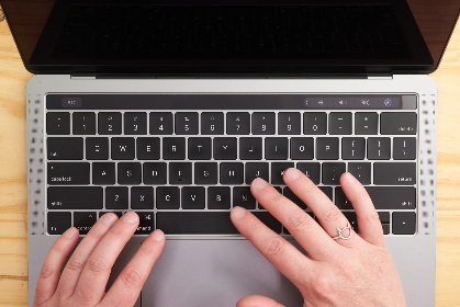 体验梦幻之旅：Miss Avalon日落游船的浪漫时光